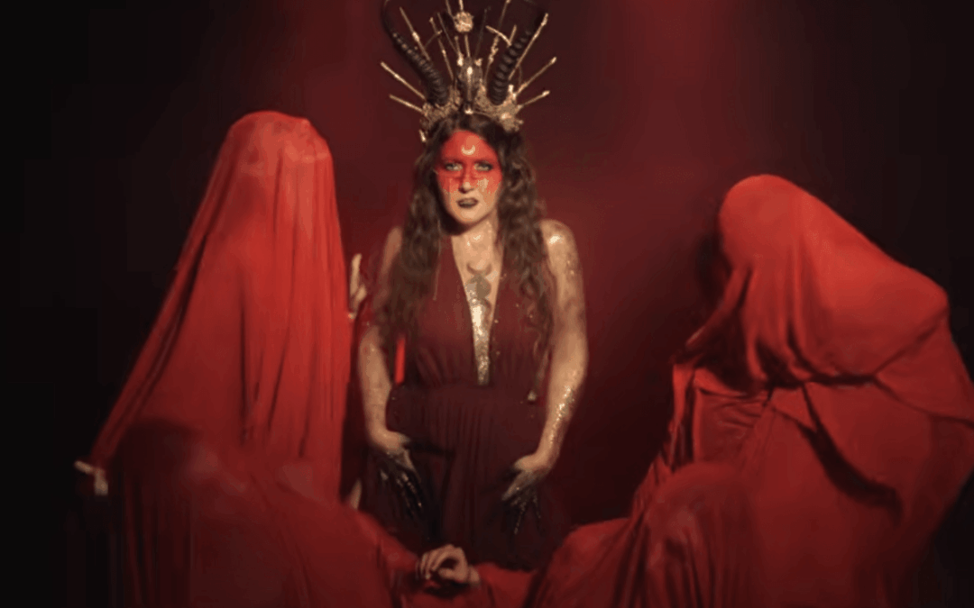 Dans l’univers mystique de Mané : immersion à l’avant-première de The Goddess in the Room